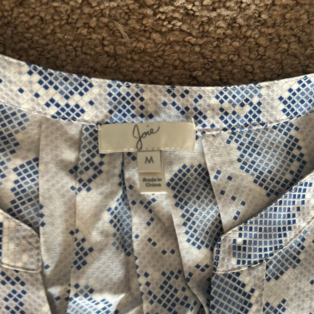 Parker Women’s Grey & Navy Blue Snakeskin V Neck Tank Top - Size M - Picture 5 of 7